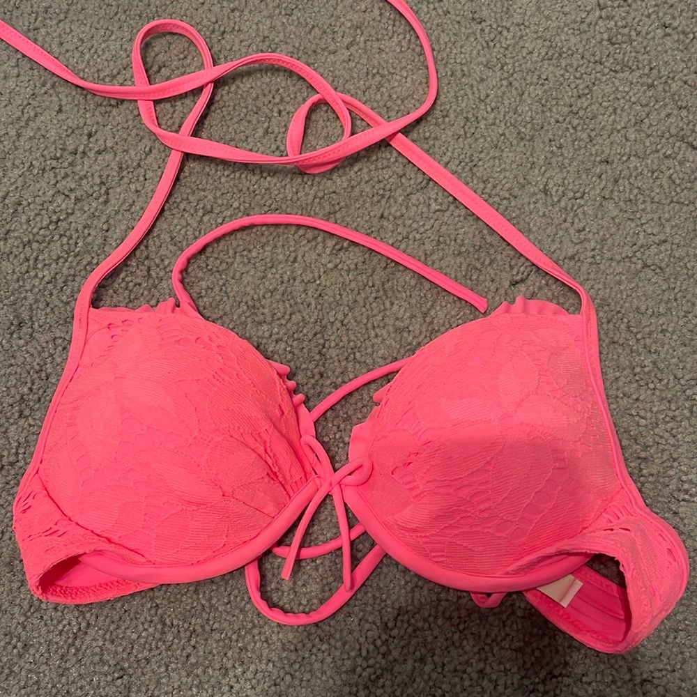 Hot pink Victoria’s secret bikini top